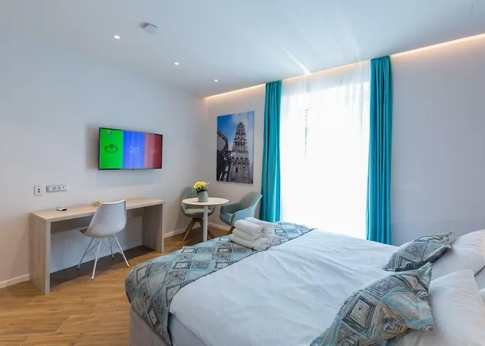 בית הארחה Aml