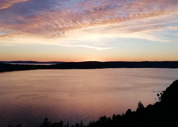 Aml בית הארחה 4*